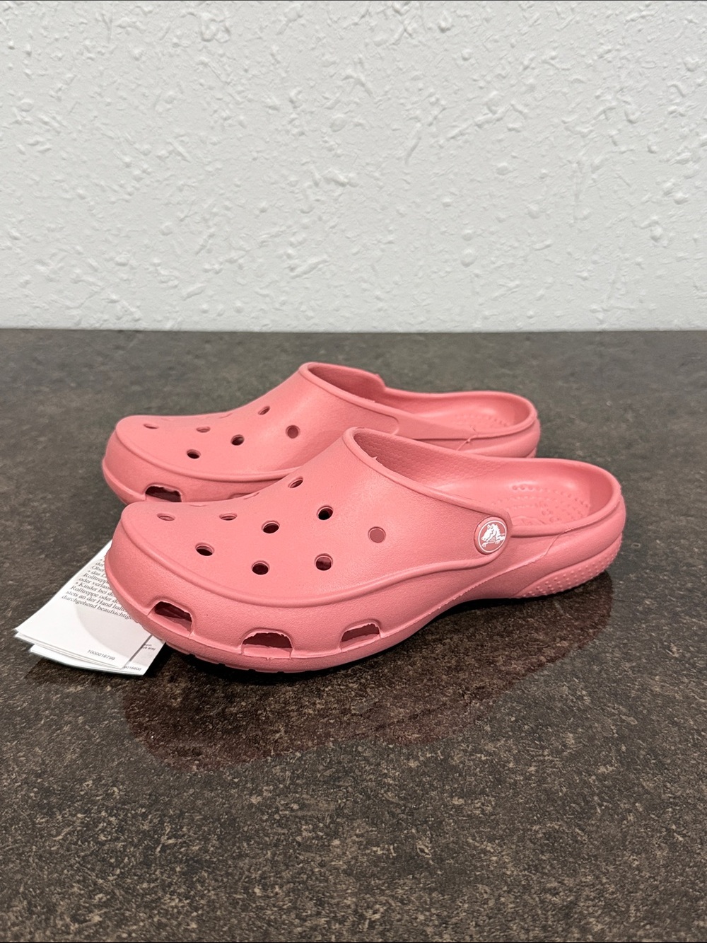 Crocs Women's Freesail Clogs Pink Size 5 Discontinued